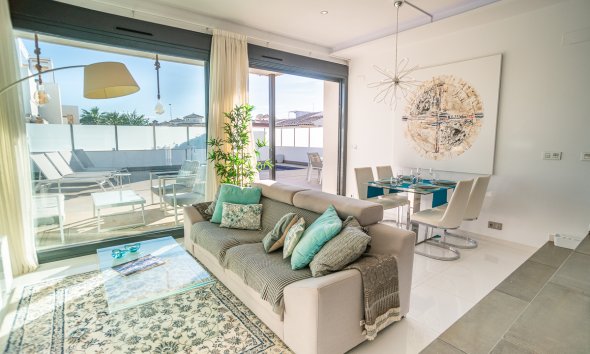 Resale - Villa - Orihuela Costa - Lomas De Cabo Roig