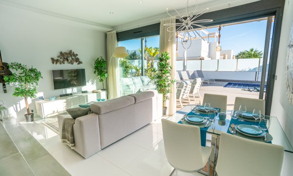 Resale - Villa - Orihuela Costa - Lomas De Cabo Roig