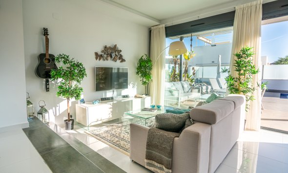 Resale - Villa - Orihuela Costa - Lomas De Cabo Roig