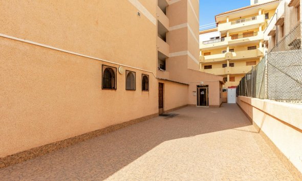 Reventa - Apartment - Torrevieja - La Mata