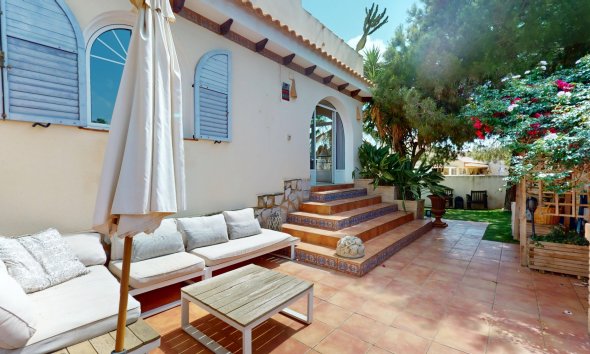 Reventa - Villa - Orihuela Costa - La Zenia