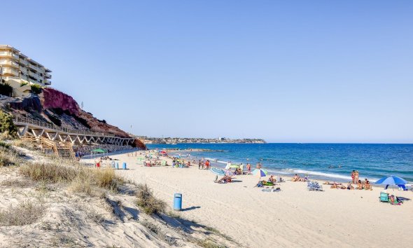 Resale - Apartment - Orihuela Costa - Campoamor