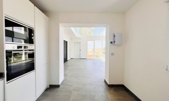 Resale - Villa - Torrevieja - Los Balcones