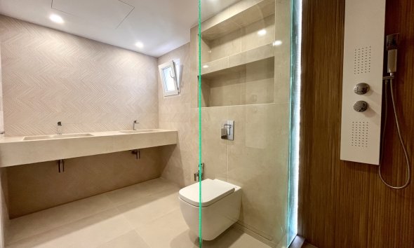 Resale - Villa - Torrevieja - Los Balcones