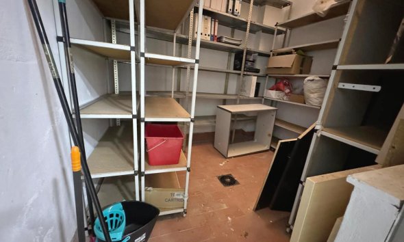 Resale - Commercial premises / Commercial unit / Retail space - Guardamar del Segura - Guardamar del Seguras*