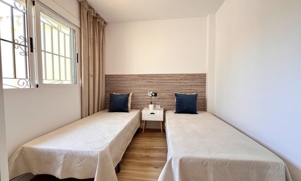 Resale - Terraced house / Townhouse - Orihuela Costa - Playa Flamenca