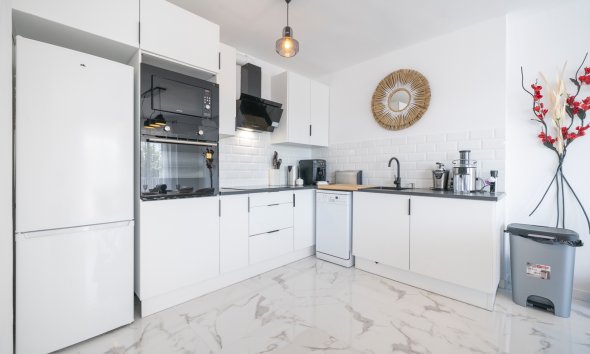 Resale - Apartment - Orihuela Costa - Punta Prima