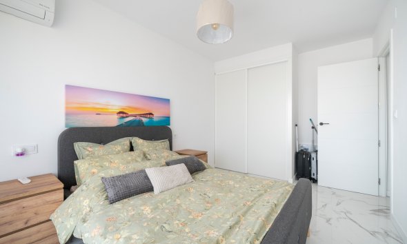 Resale - Apartment - Orihuela Costa - Punta Prima