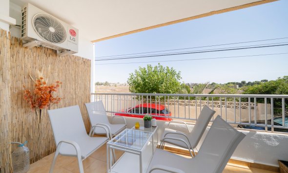 Resale - Apartment - Orihuela Costa - Punta Prima