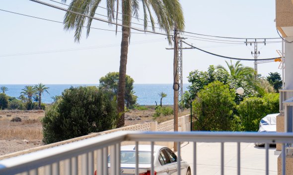 Resale - Apartment - Orihuela Costa - Punta Prima