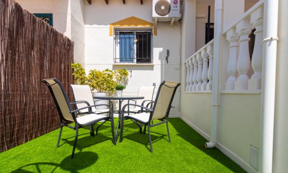 Resale - Terraced house / Townhouse - Torrevieja - Los altos
