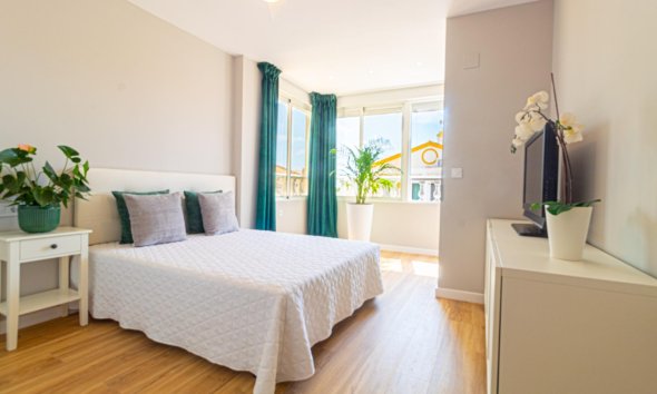 Resale - Terraced house / Townhouse - Torrevieja - Los altos