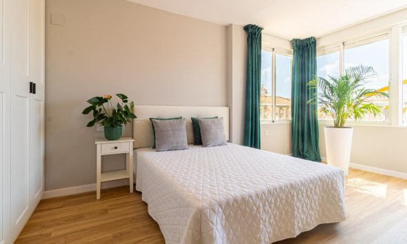 Resale - Terraced house / Townhouse - Torrevieja - Los altos