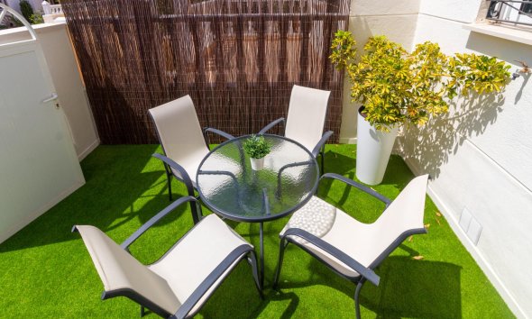 Resale - Terraced house / Townhouse - Torrevieja - Los altos