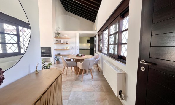 Resale - Terraced house / Townhouse - Sucina
