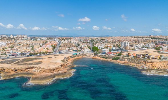 Resale - Villa - Torrevieja - Zona los Frutales