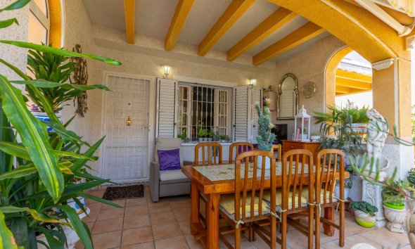 Resale - Villa - Torrevieja - Zona los Frutales