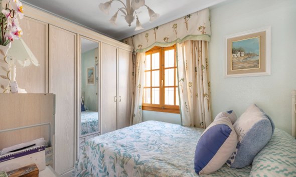 Resale - Villa - Torrevieja - Zona los Frutales