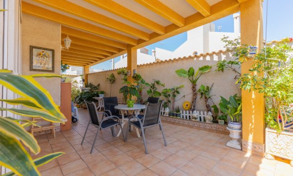 Resale - Villa - Torrevieja - Zona los Frutales