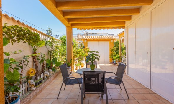Resale - Villa - Torrevieja - Zona los Frutales