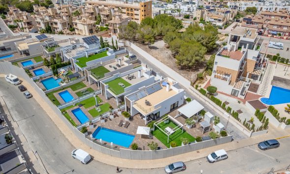 Resale - Villa - Orihuela Costa - Villamartín