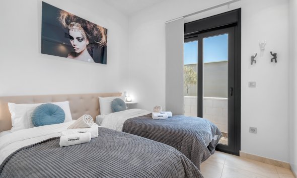Resale - Villa - Orihuela Costa - Villamartín