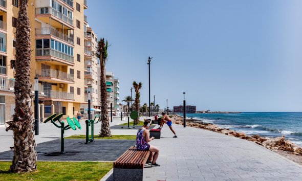 Reventa - Apartment - Torrevieja - Playa de Los Locos-Curva del Palangre