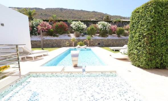 Resale - Villa - Jávea - Monte Olimpo