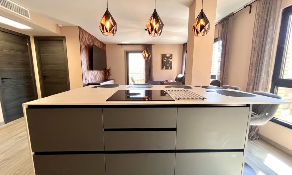 Resale - Apartment - Almoradí