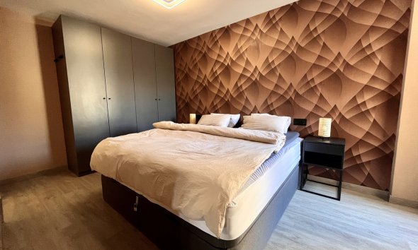 Resale - Apartment - Almoradí