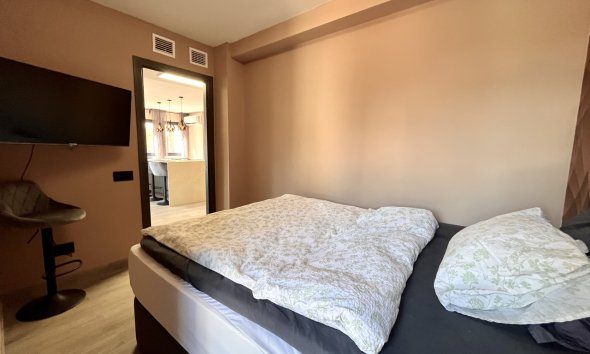 Resale - Apartment - Almoradí