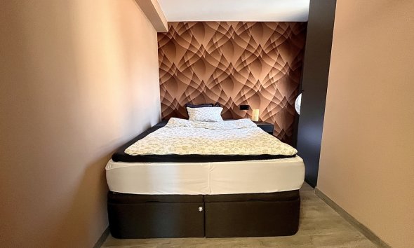 Resale - Apartment - Almoradí