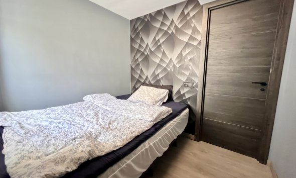 Resale - Apartment - Almoradí