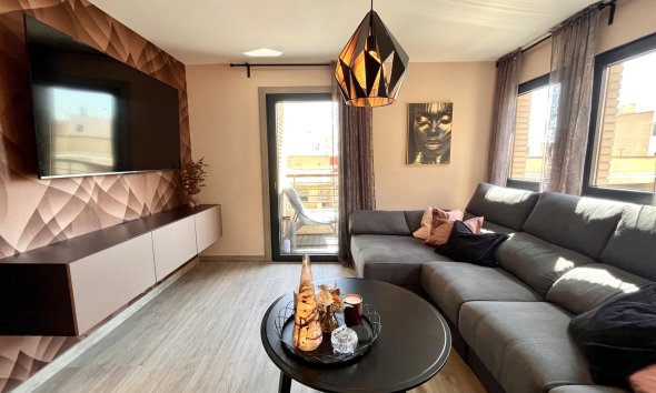 Resale - Apartment - Almoradí