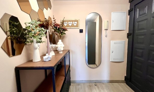 Resale - Apartment - Almoradí