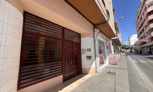 Resale - Apartment - Almoradí