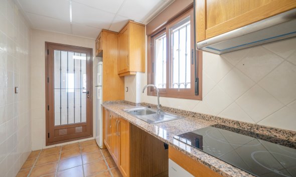 Resale - Bungalow - Algorfa