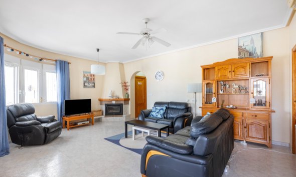 Resale - Villa - San Fulgencio