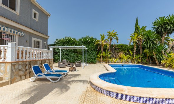 Resale - Villa - San Fulgencio