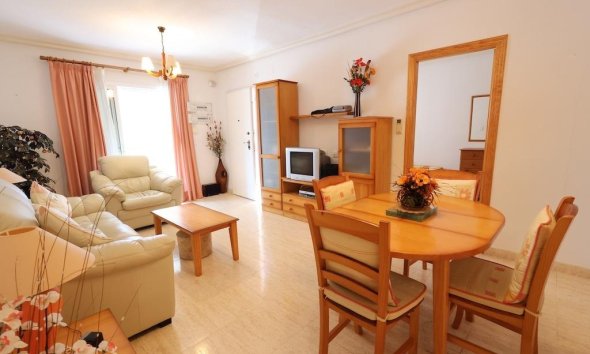 Resale - Bungalow - Orihuela Costa - Punta Prima