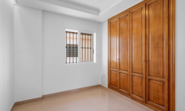 Rynek Wtórny - Willa - Torrevieja