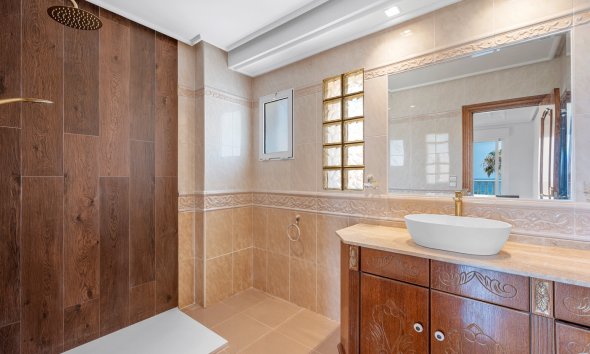 Rynek Wtórny - Willa - Torrevieja