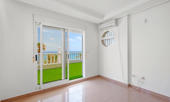 Rynek Wtórny - Willa - Torrevieja