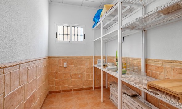 Rynek Wtórny - Willa - Torrevieja