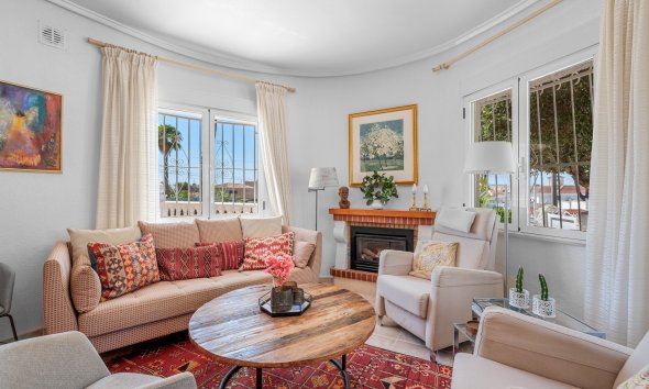 Resale - Villa - Ciudad Quesada - Rojales