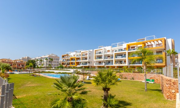 Resale - Apartment - Orihuela Costa - Villamartín