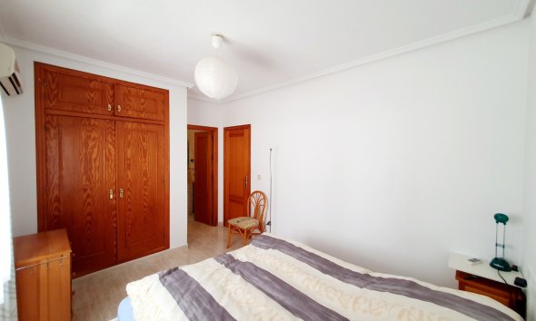 Rynek Wtórny - Dom szeregowy - Torrevieja