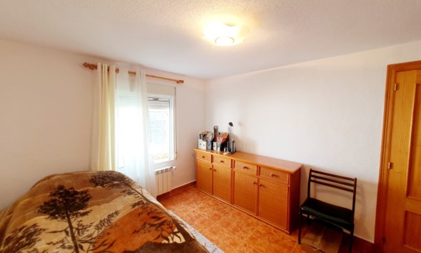 Rynek Wtórny - Dom szeregowy - Torrevieja