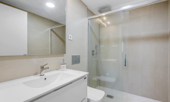 Resale - Apartment - Orihuela Costa - Punta Prima