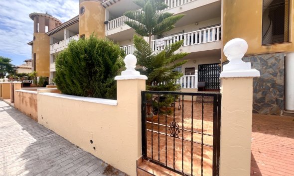 Resale - Apartment - Orihuela Costa - Cabo Roig